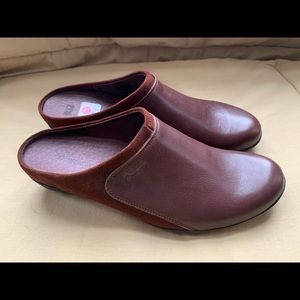 NEW Women’s PRITAK Brown Leather & Suede Mules/Clogs